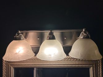 2 light fixtures