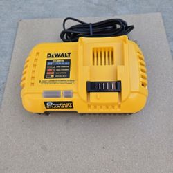 Dewalt 20v Yellow Charger Brand New