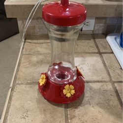 Brand New Hummingbird Feeder
