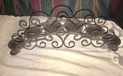 6 CANDLE HOLDER (Metal)