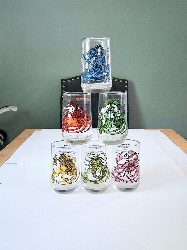 70s Vintage Zodiac 5" Beverly Arby's Drinking Glasses 6 Drinkware 1976 Lot