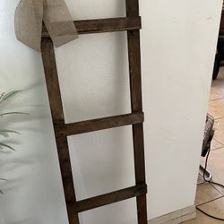 Farmhouse Ladder