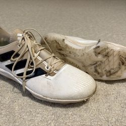 Adidas Mens 11.5 Black White Baseball Cleats