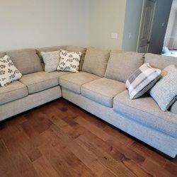 2 Piece, 6 Seat L - Sectional Sofa In Grey 