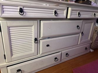 Used dresser