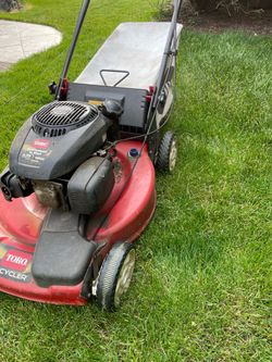 Toro self propelled lawnmower