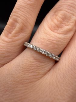14K white gold natural diamonds gorgeous eternity ring band with lots of sparkle! 2.6g