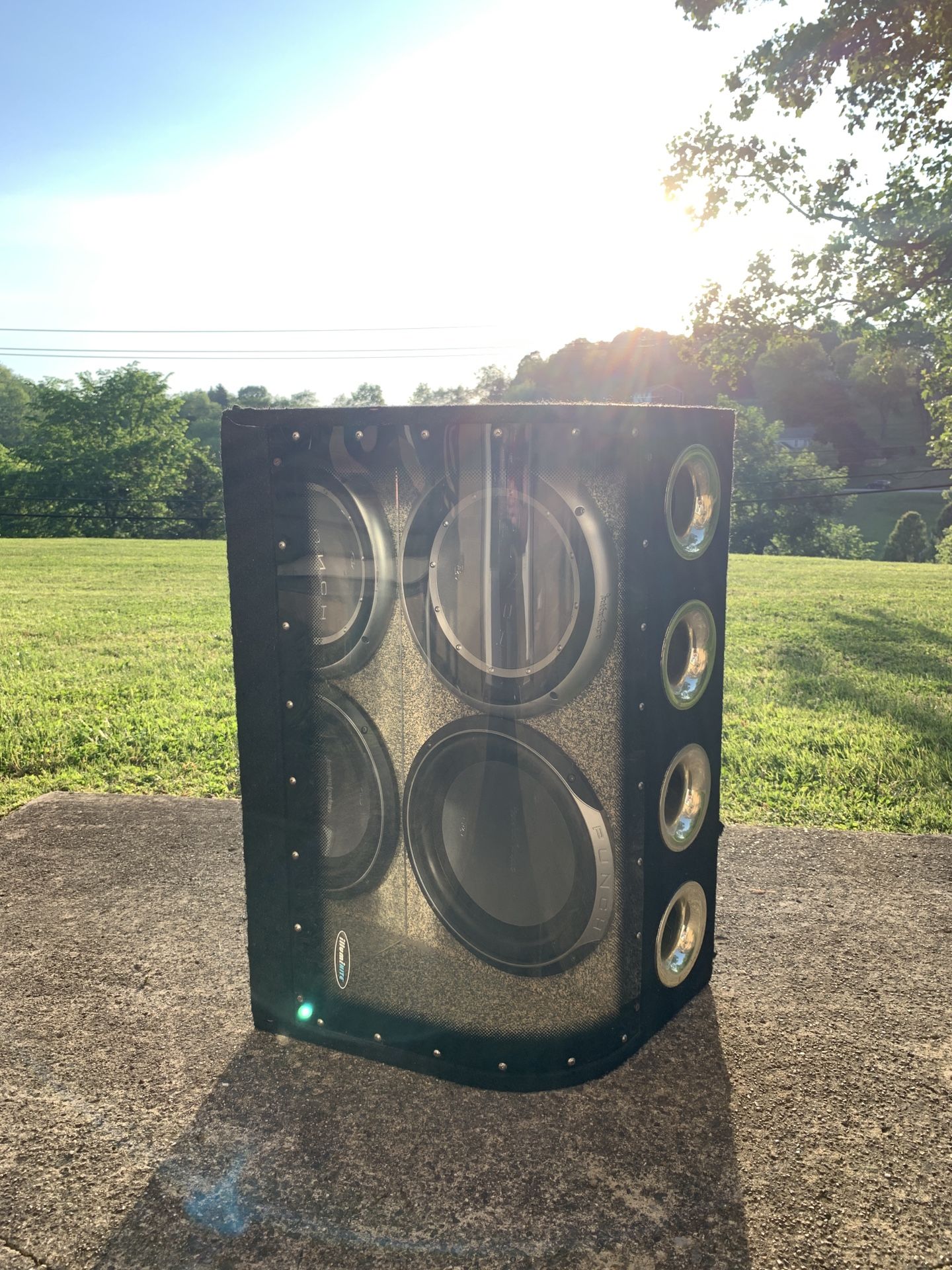 Rockford Fosgate Dual P2 12” Punch Subwoofers w/ Enclosure Box