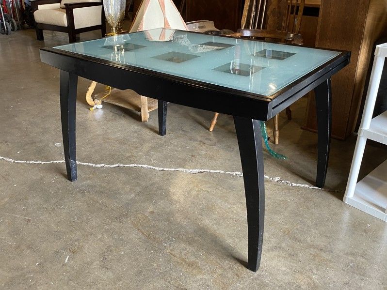 CALLIGARIS Tempered Glass Expanding Dining Table