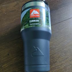 OZARK TRAIL 30 OZ TUMBLER VACUUM INSULATED 