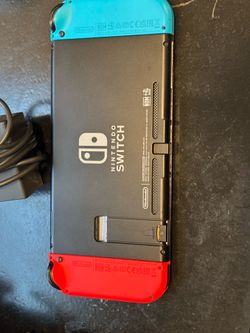 Nintendo Switch 32GB Handheld Console Model HAC-001 (-01)  + 1 Game
