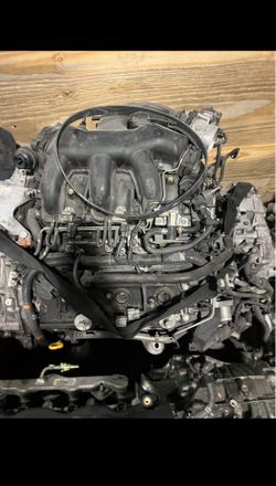 NISSAN MAXIMA ENGINE