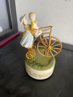 Vintage Porcelain Figurine