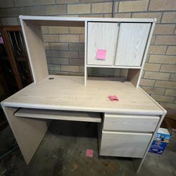 Free Desk
