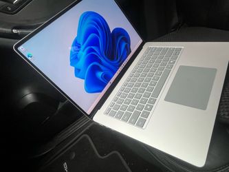 15in Microsoft Surface CoPilot Snapdragon Elite Laptop New!! with Charger 🔌 7th Gen 🔌 $600.00 Cash  Woodbridge Nj