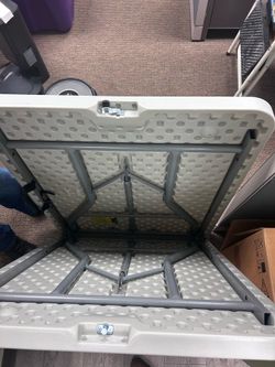 Fold up Table