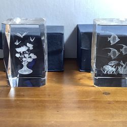 2 VINTAGE LAZER ETCHED PAPERWEIGHTS FISH AND FLOWER DESIGNS