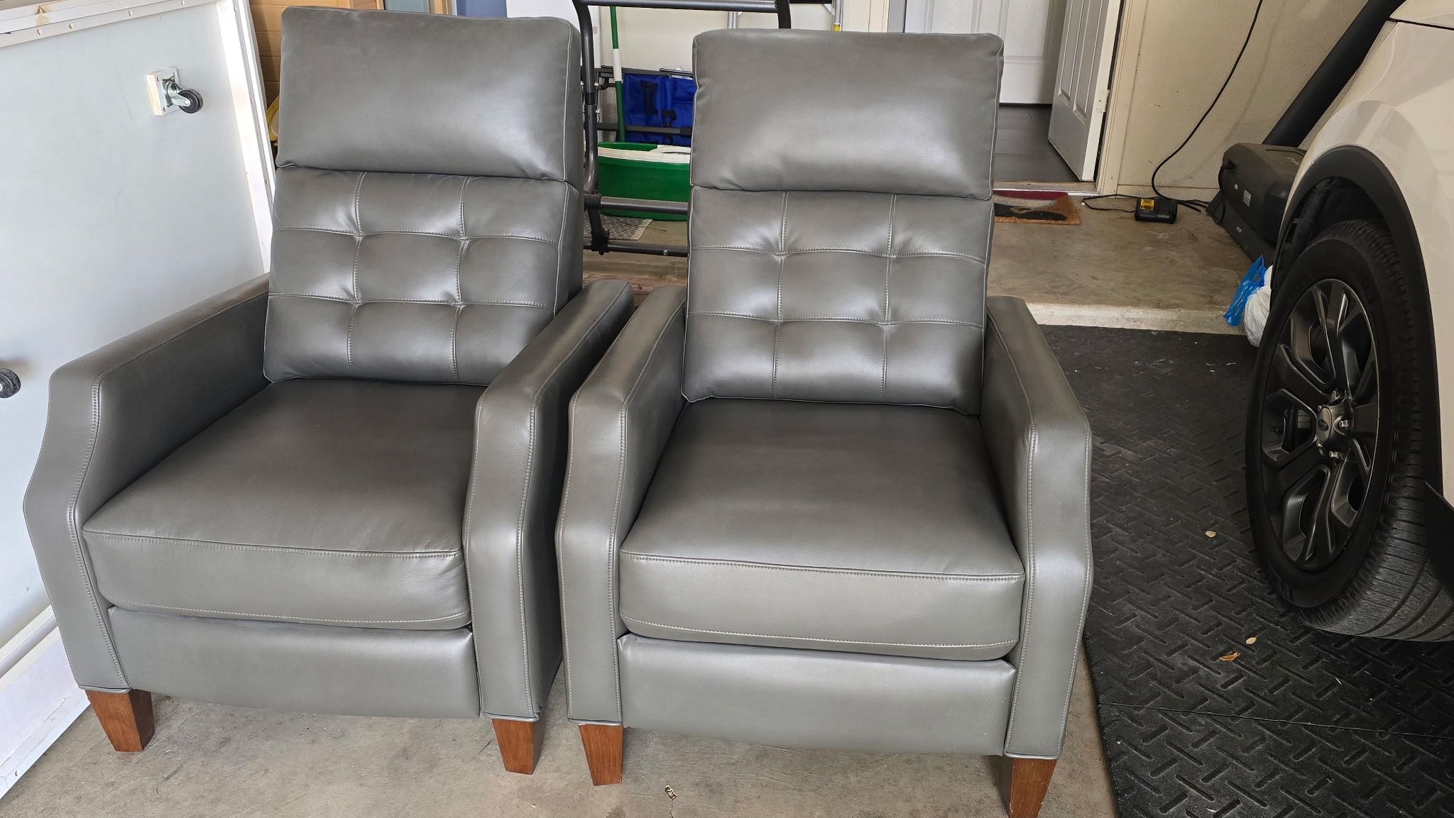 Two Recliners. Free Delivery With Purchase In Midland Odessa
