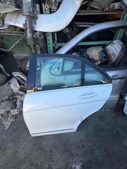 Rear left door for 2014 Mercedes Benz c250 rear door
