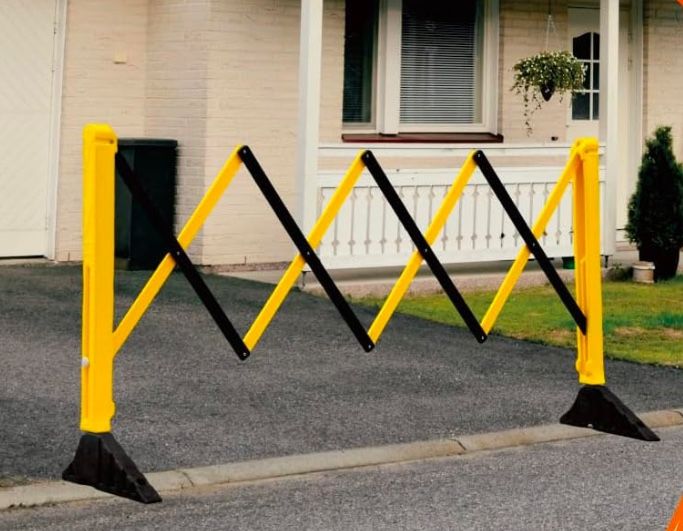 Expandable Barricade Gate 
