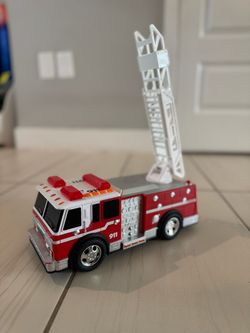 Toy Fire Truck with Extending Ladder