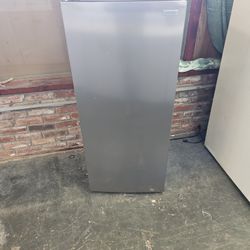 Stand Up Freezer. 4401 East 21st Street 