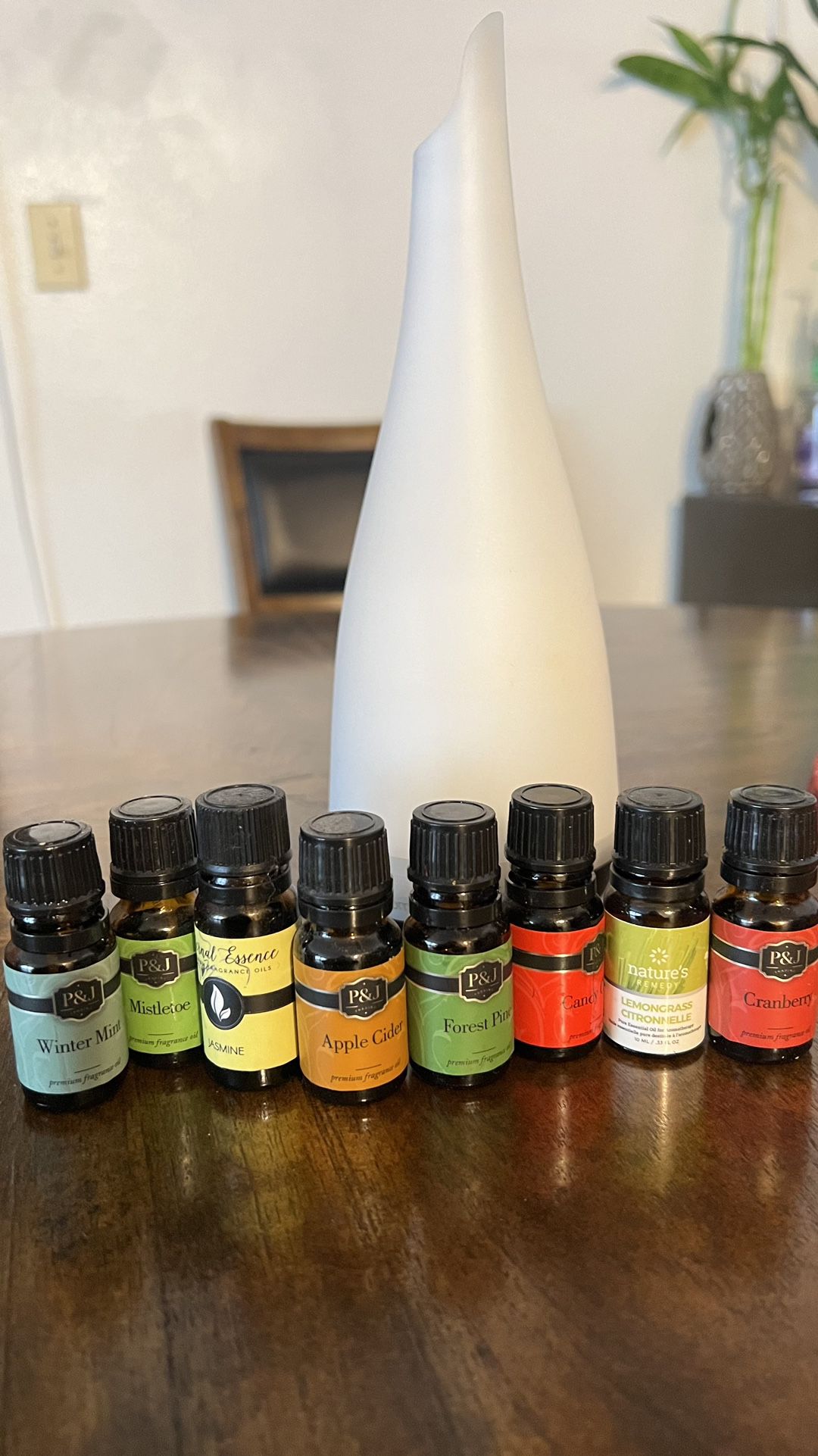 Diffuser and Essential Oils Set 