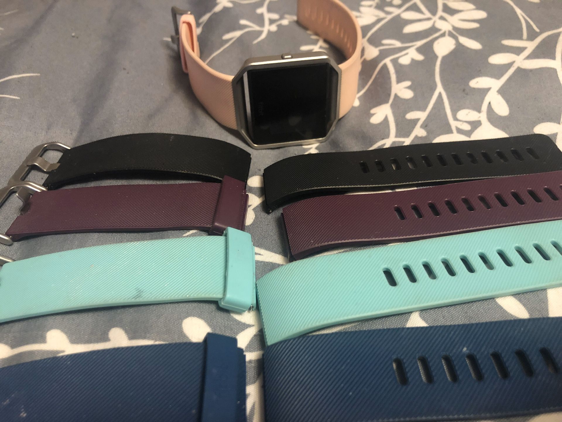 Fitbit Blaze- comes with several bands in excellent condition