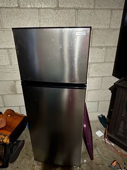 Vissani Top-Freezer Refrigerator Stainless Steel