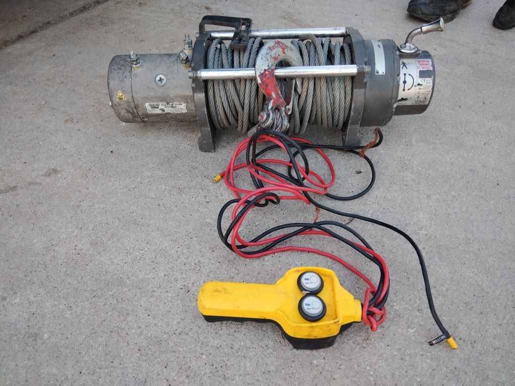 8000lb Warn Winch