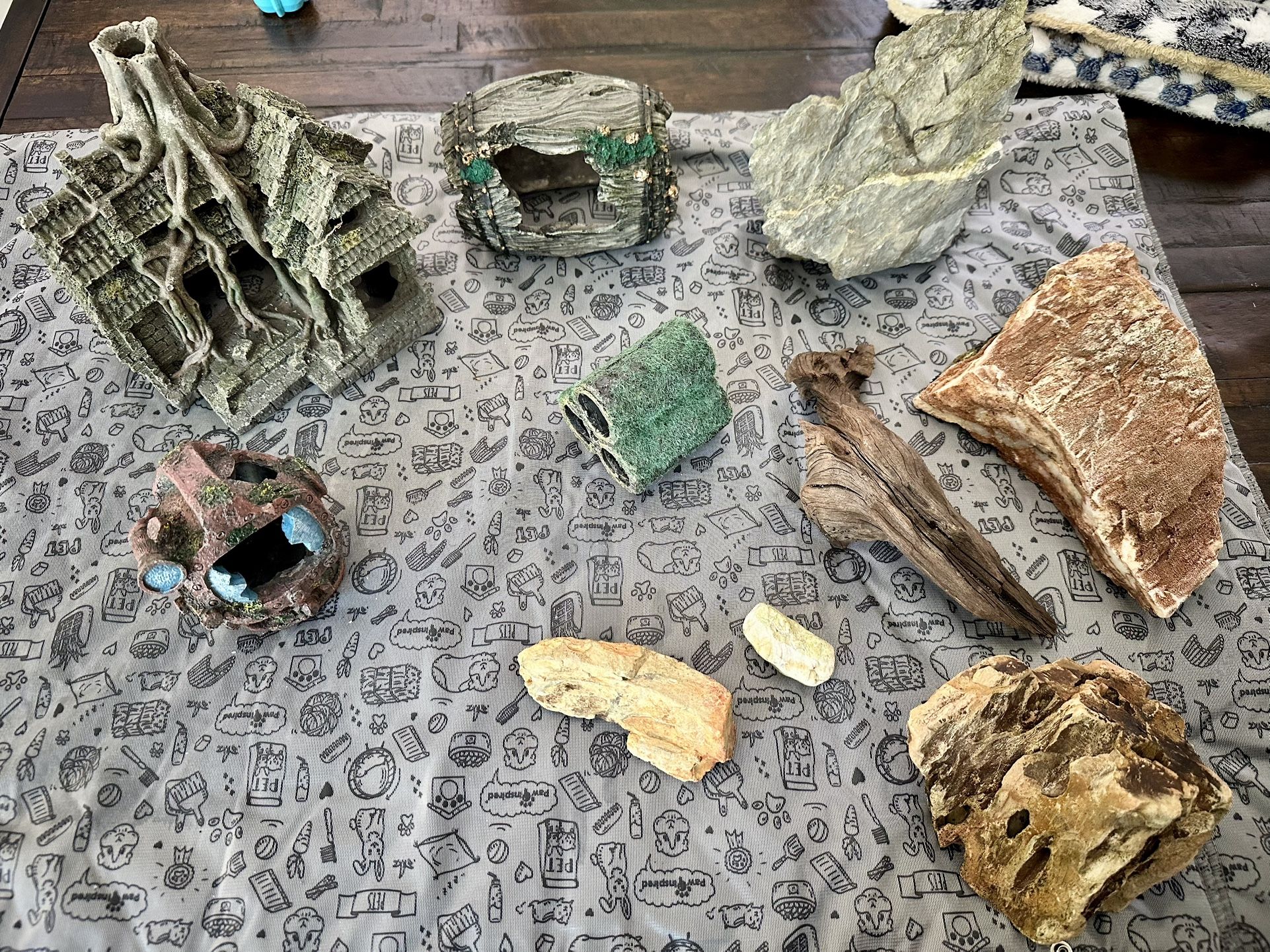 Fish Tank Accessories