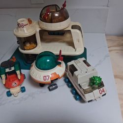 1984 Playworld Lil Playmates Space Station 