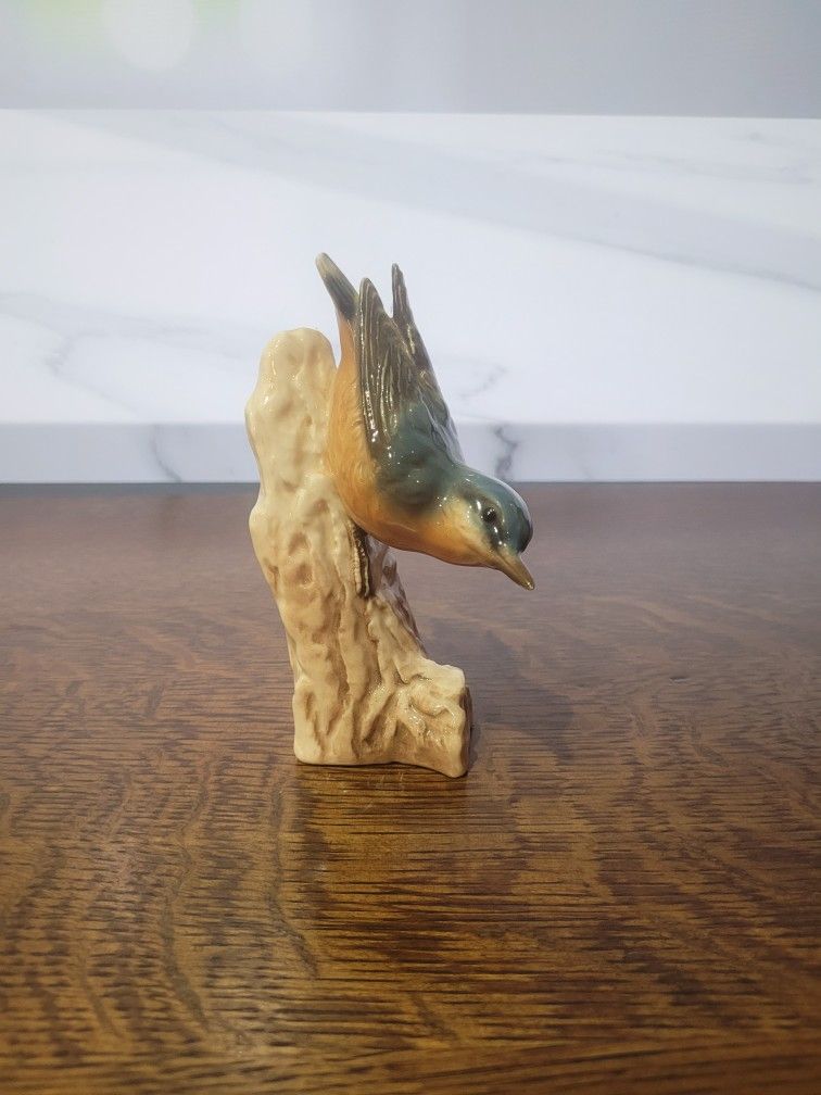 Vintage Goebel West Germany Porcelain Kleiber Nuthatch Figurine CV84 - Hand-Painted Perched Bird on Branch, 1967 Collectible