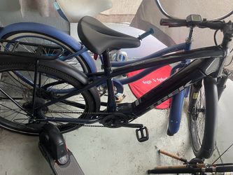 Trek Allant+ 7 electric hybrid commuter bike