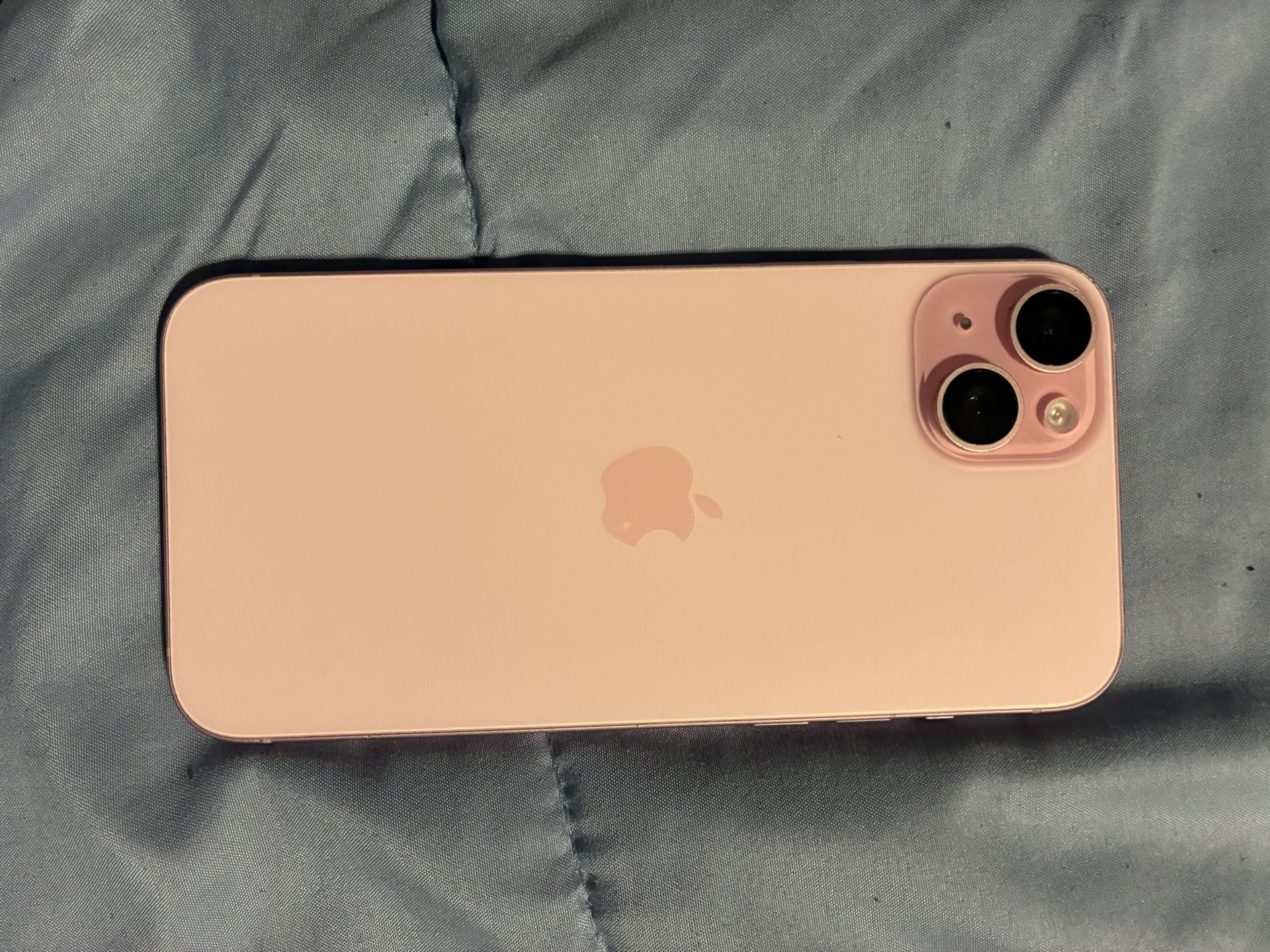 iPhone 15 Plus