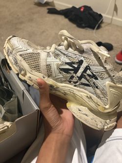 balenciaga runners black and cream size 38/7.5 in women