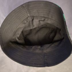 Weed leaf bucket hat