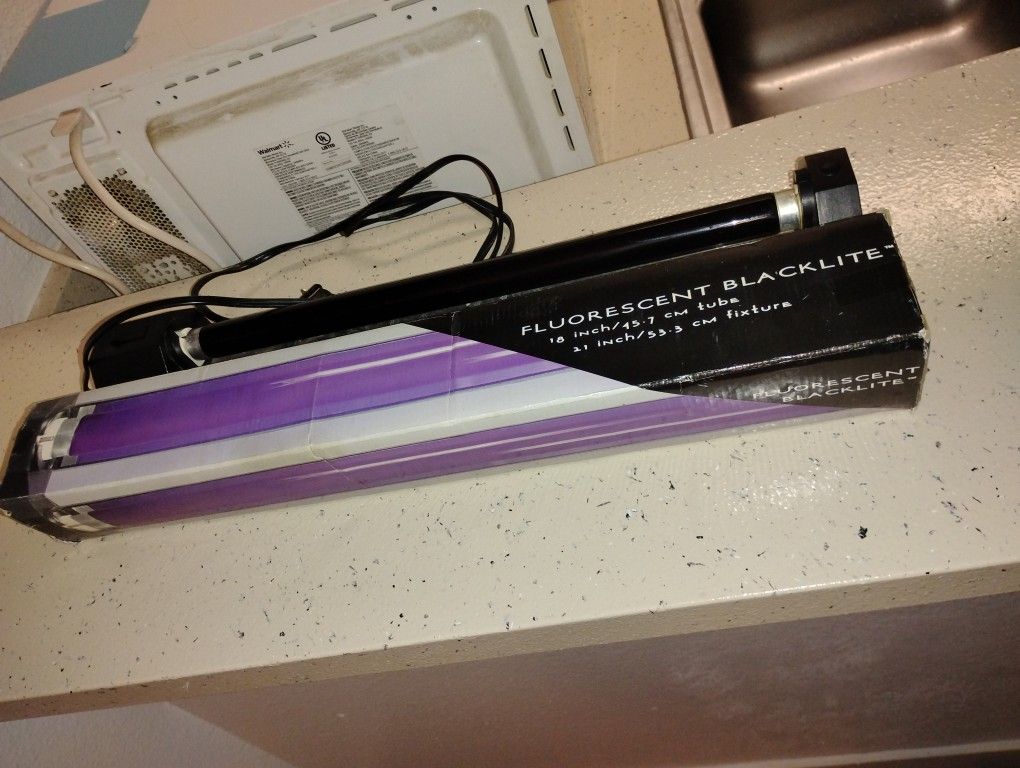 Fluorescent Black Light