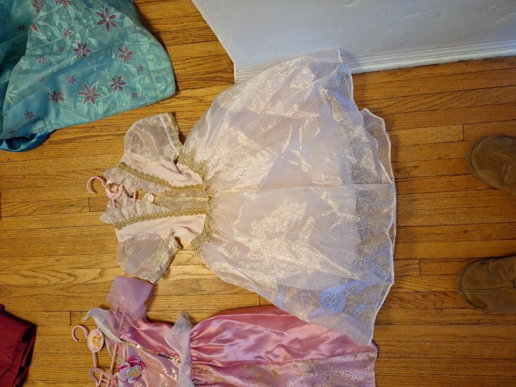 Princess dresses 10 each
