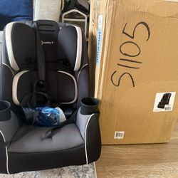 Brand New Safety 1st Crosstown Slim All-in-One Convertible Car Seat