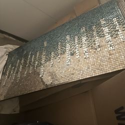 Mirror Mosaic 