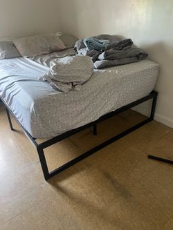 Full size bedframe