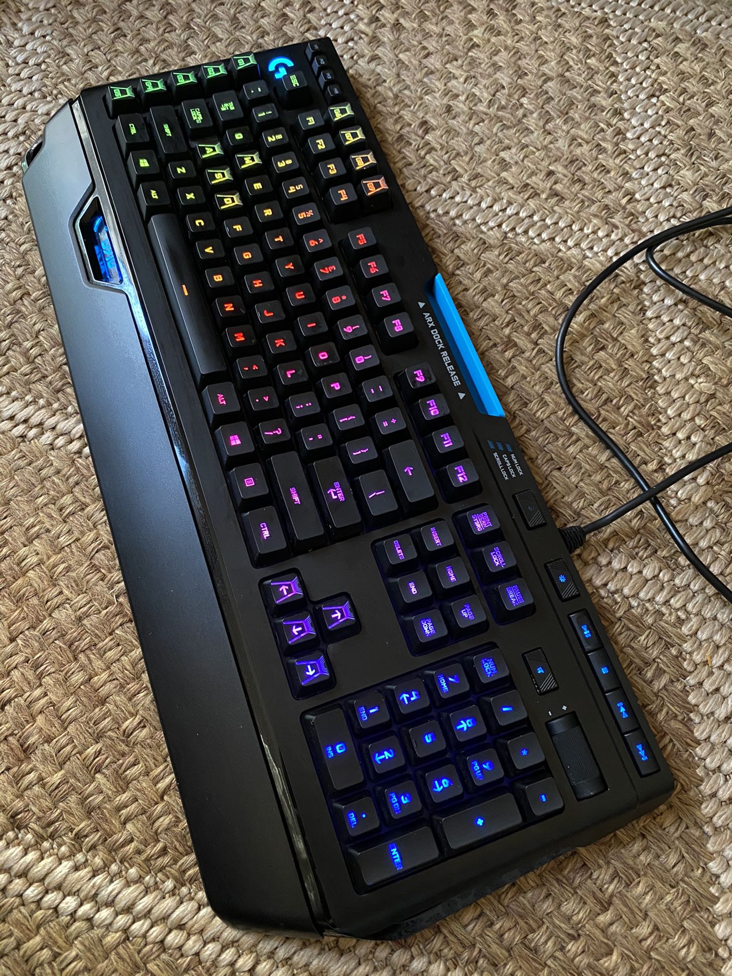 Logitech G910 Orion Spectrum Mechanical RGB Keyboard