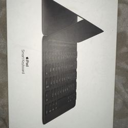 iPad Smart Keyboard 