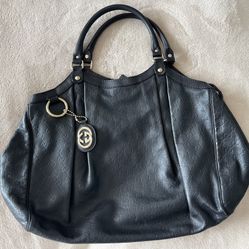 Gucci Sukey Large Handbag Black Leather
