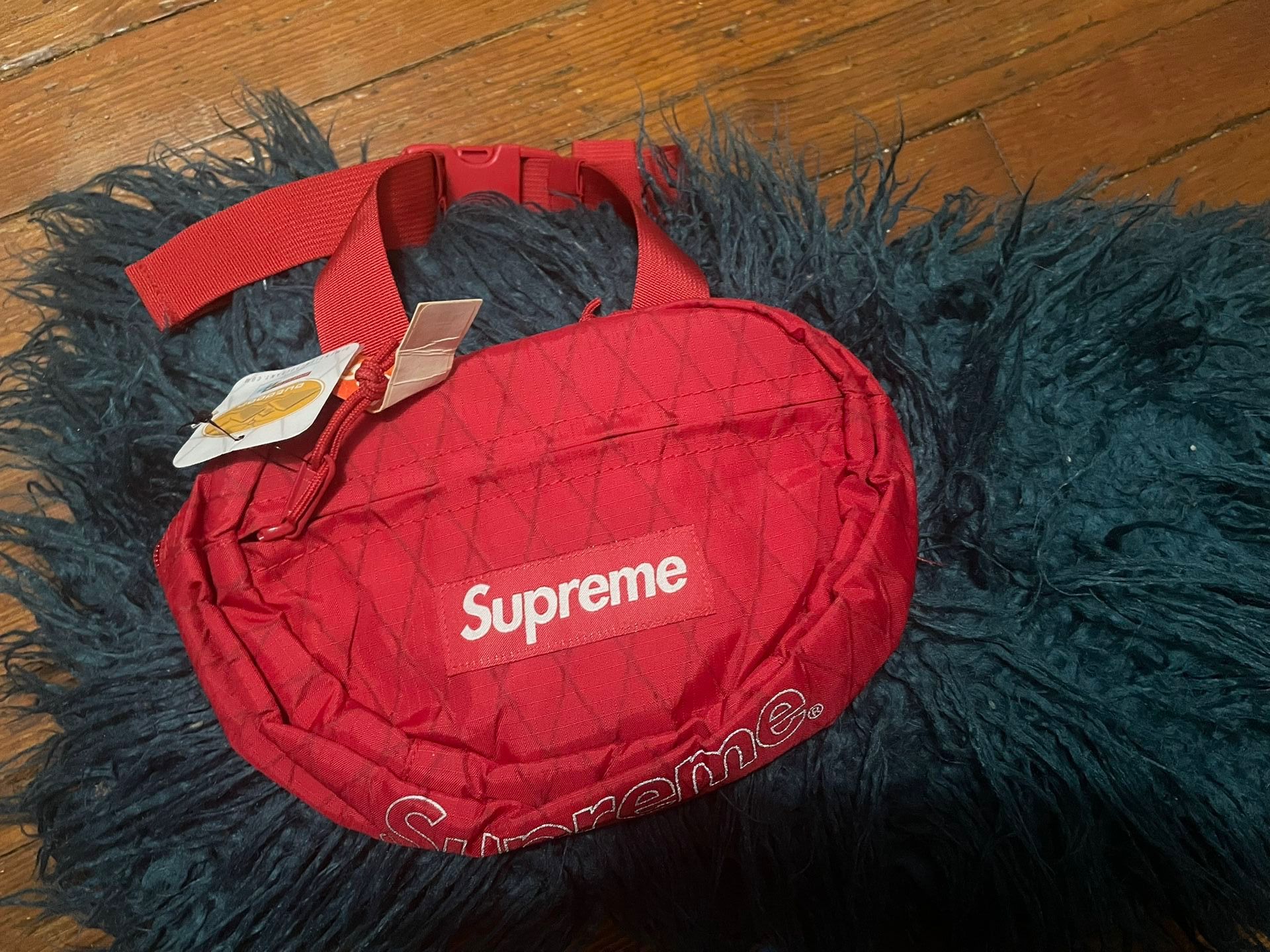 SUPREME FALL 2018 WAIST BAG 2018 Red