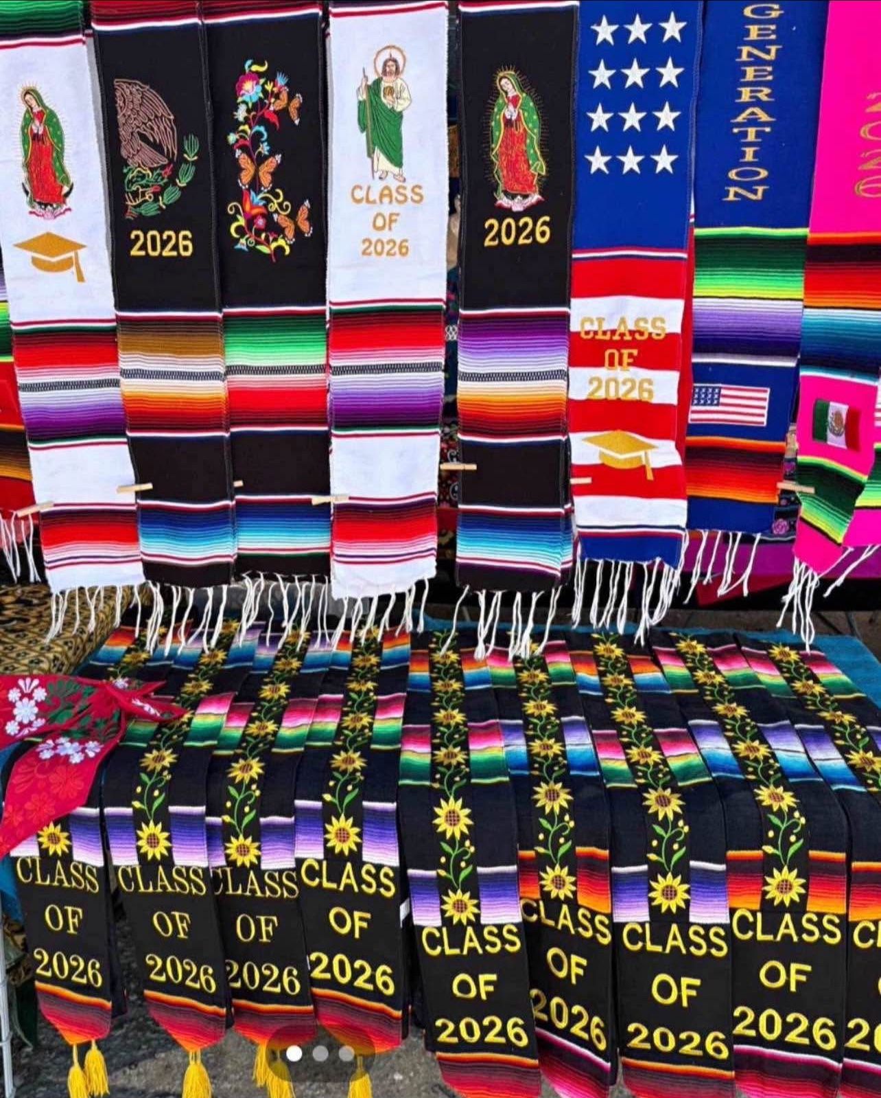 Graduation Stoles, Variety - Estolas De Gradación, Variedad