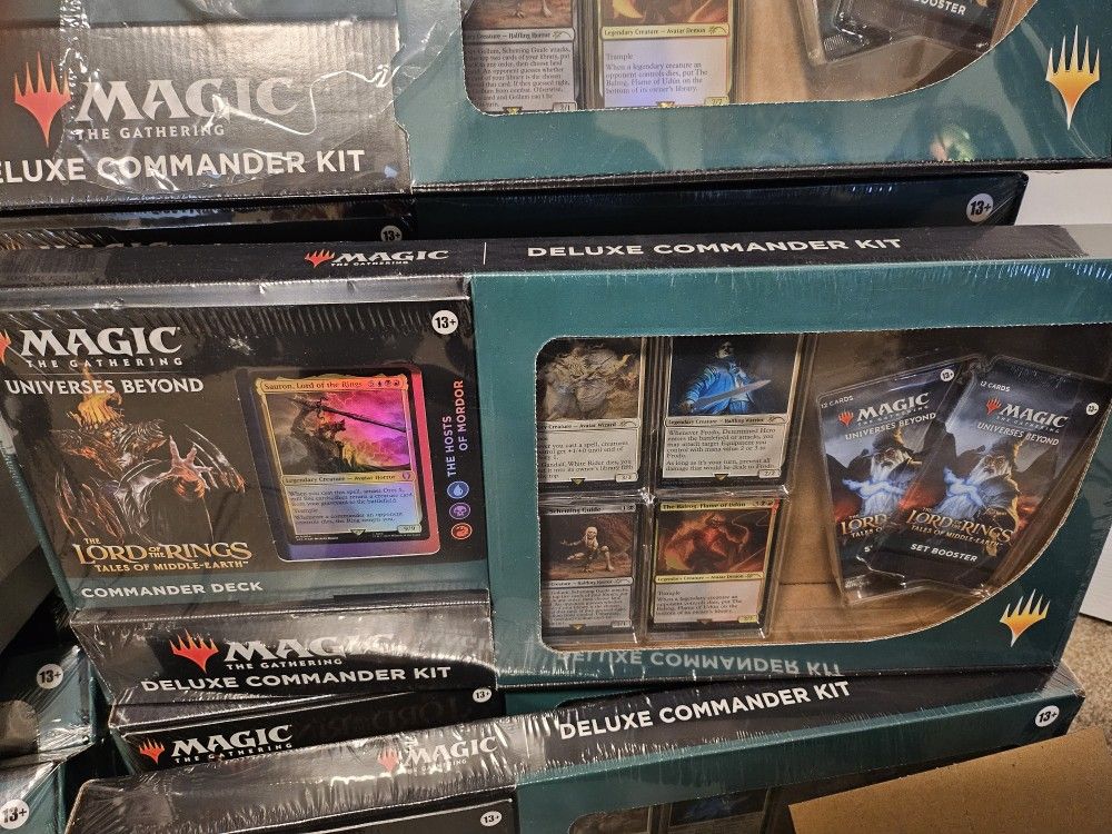 LOTR Hosts of Mordor Deluxe Commander Kit