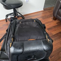 Case Logic SLRC-206 SLR Camera and 15.4-Inch Laptop Backpack (Black)