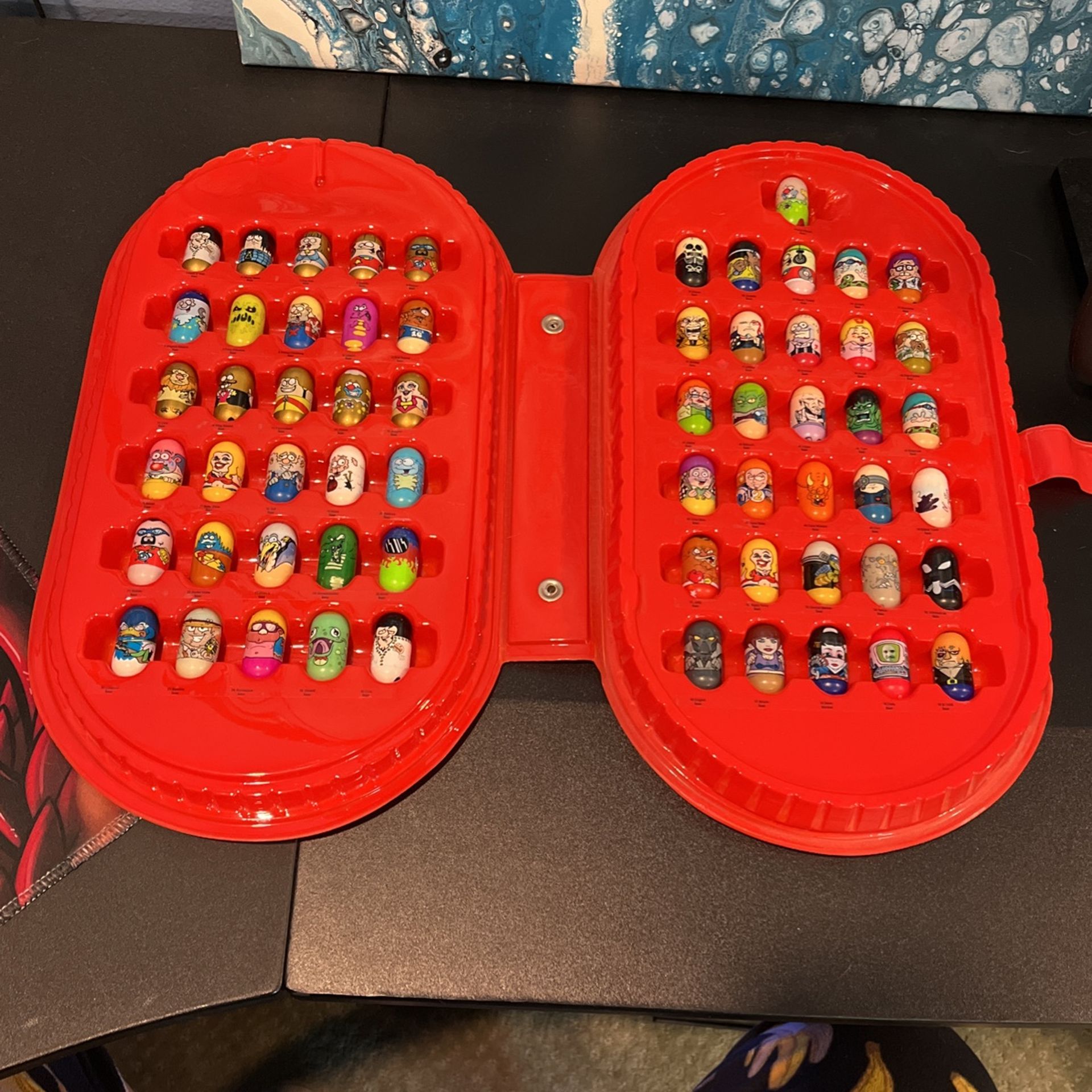 Series 1 Vintage Mighty Beanz + Case